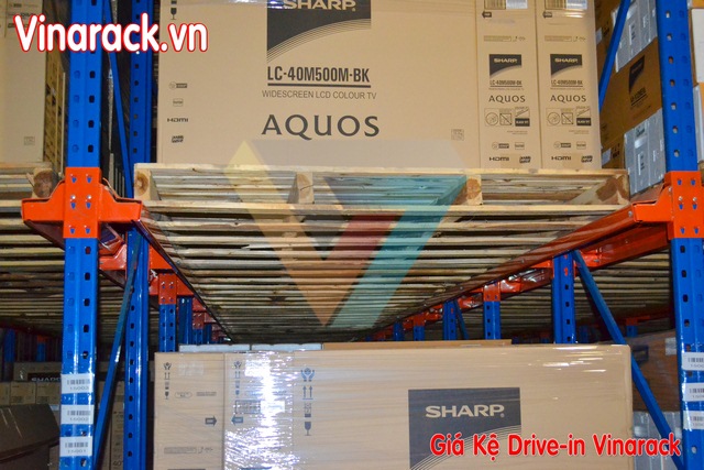 kệ drive in chứa pallet
